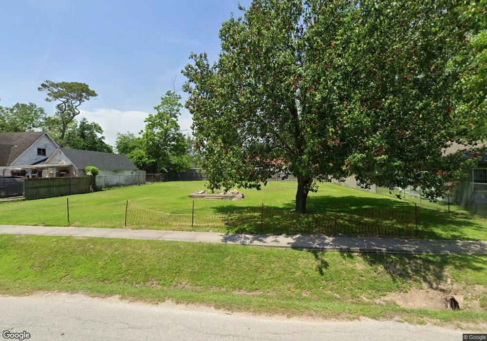 8635 Lomax St, Houston, TX 77093 - photo 1