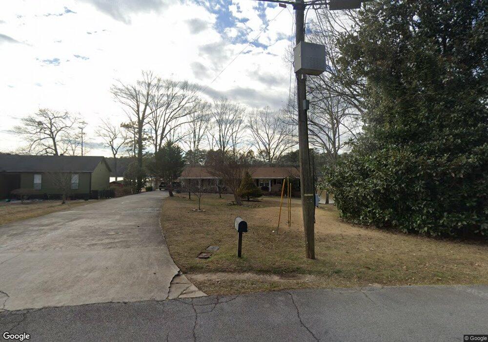 126 Lakeshore Dr, Stockbridge, GA 30281 - photo 1