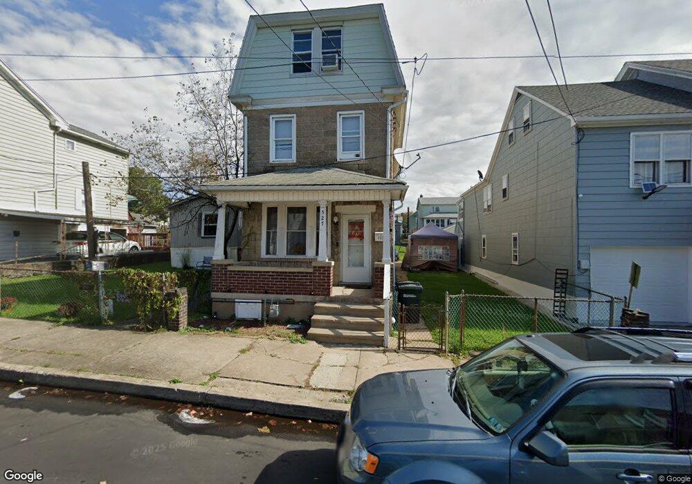 527 Hayes St, Hazleton, PA 18201 - photo 1