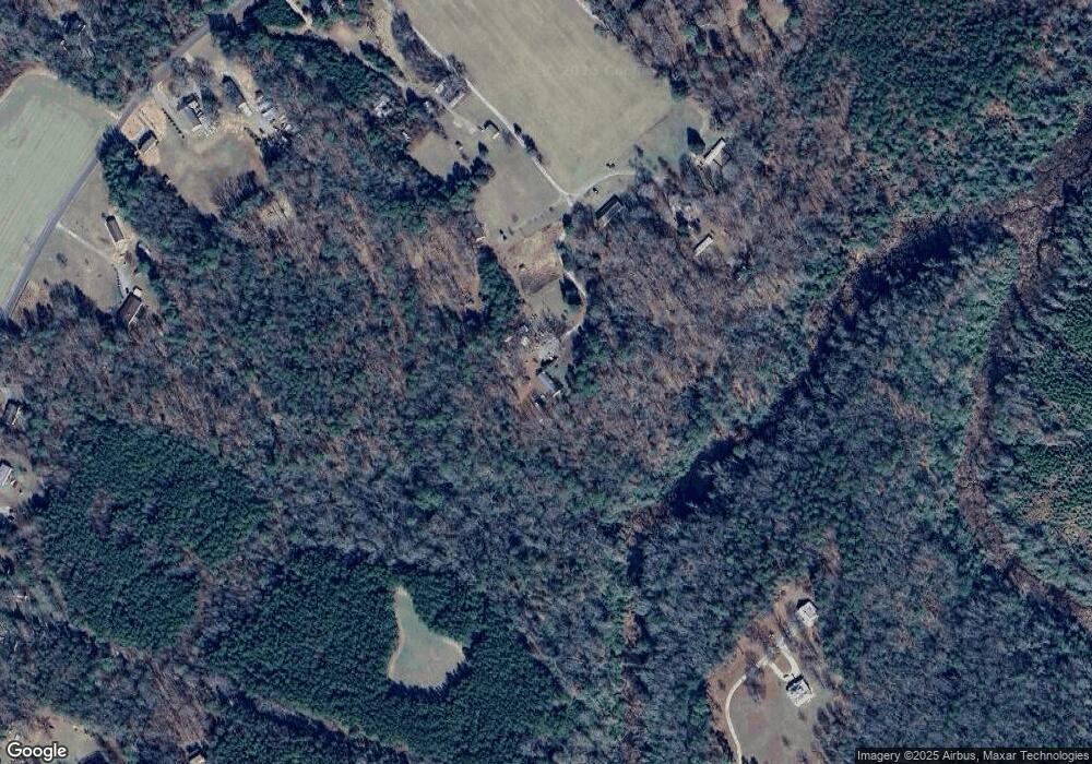 399 Chinquapin Cir, Dunnsville, VA 22454 - photo 1