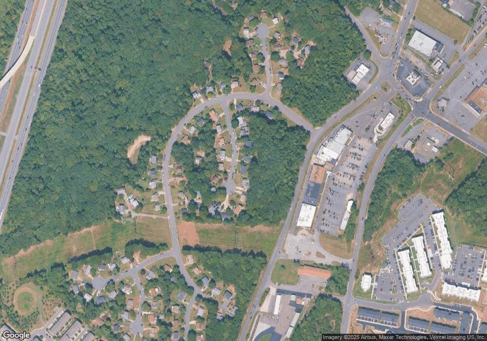 18095 Tompkins Ct, Dumfries, VA 22026 - photo 1