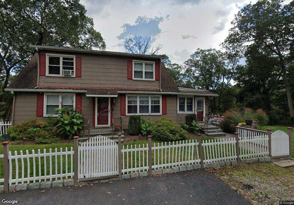 22 Laurel Rd, Lake Peekskill, NY 10537 - photo 1