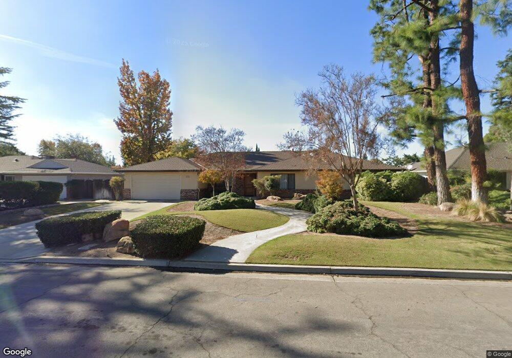 6273 N Benedict Ave, Fresno, CA 93711 - photo 1