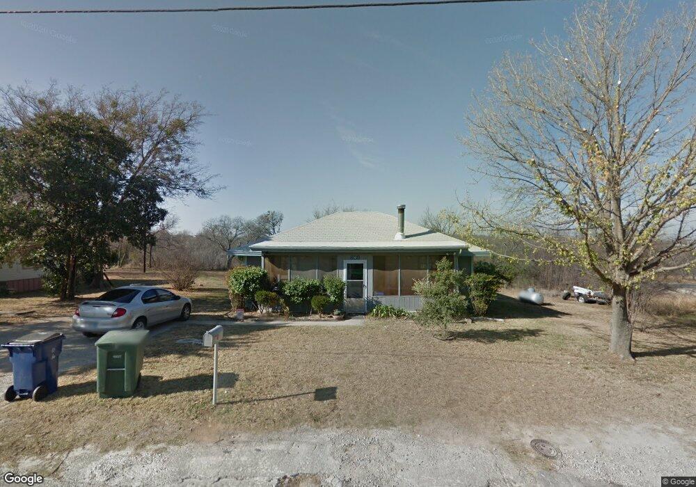701 N Newark St, Decatur, TX 76234 - photo 1