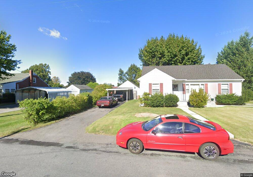 120 S Oller Ave, Waynesboro, PA 17268 - photo 1