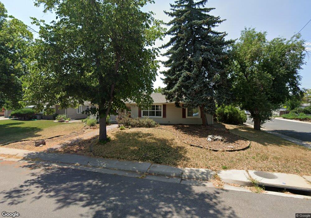 943 Geneva St, Aurora, CO 80010 - photo 1