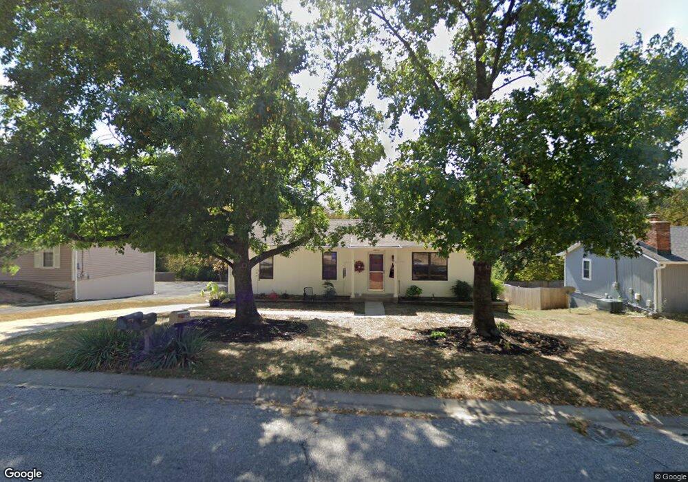 9615 W 49th St, Shawnee, KS 66203 - photo 1