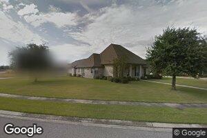 747 N Brusly Oaks Dr, Brusly, LA 70719
