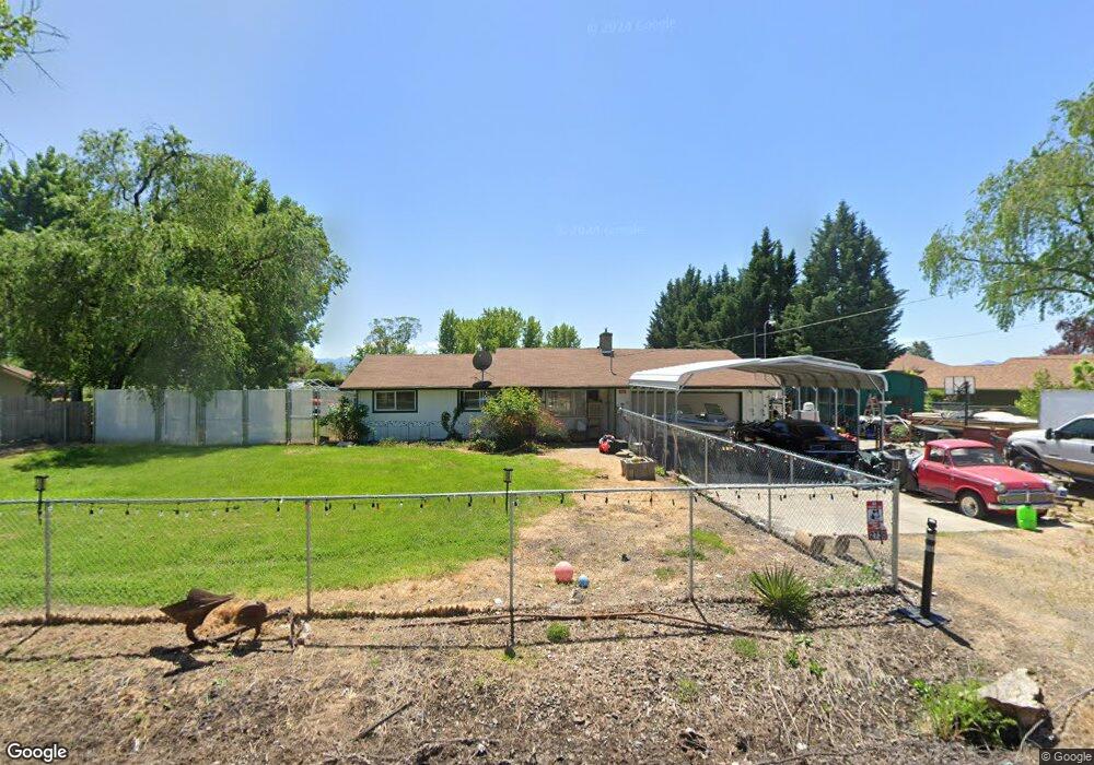 2730 Lotus Ln, Central Point, OR 97502 - photo 1