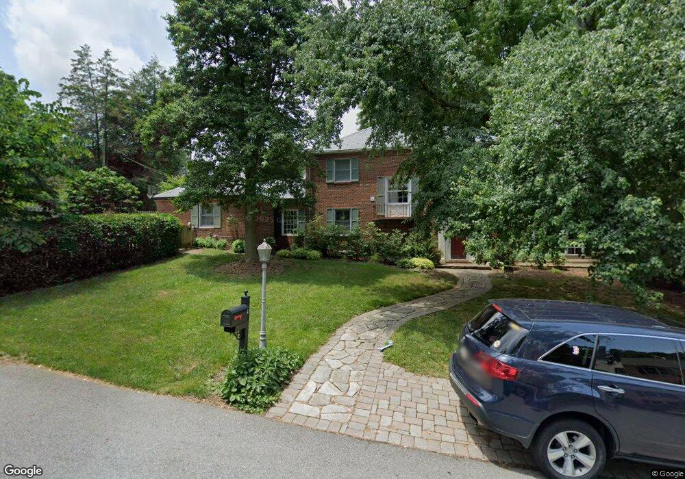 4 Murray Hill Cir, Baltimore, MD 21212 - photo 1