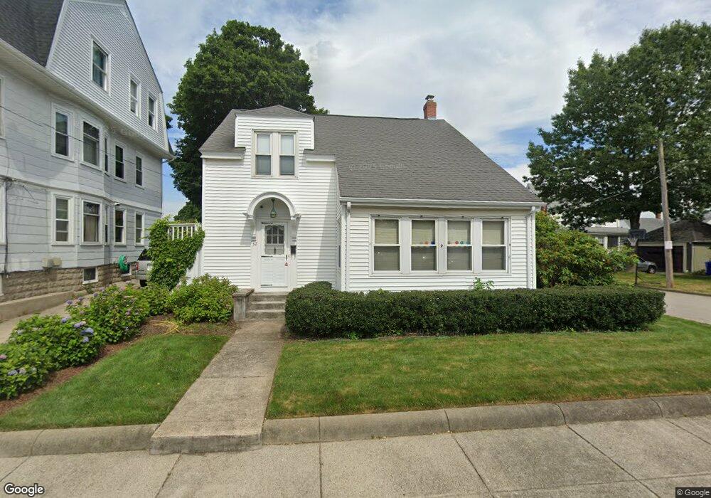 37 Perrin Ave, Pawtucket, RI 02861 - photo 1