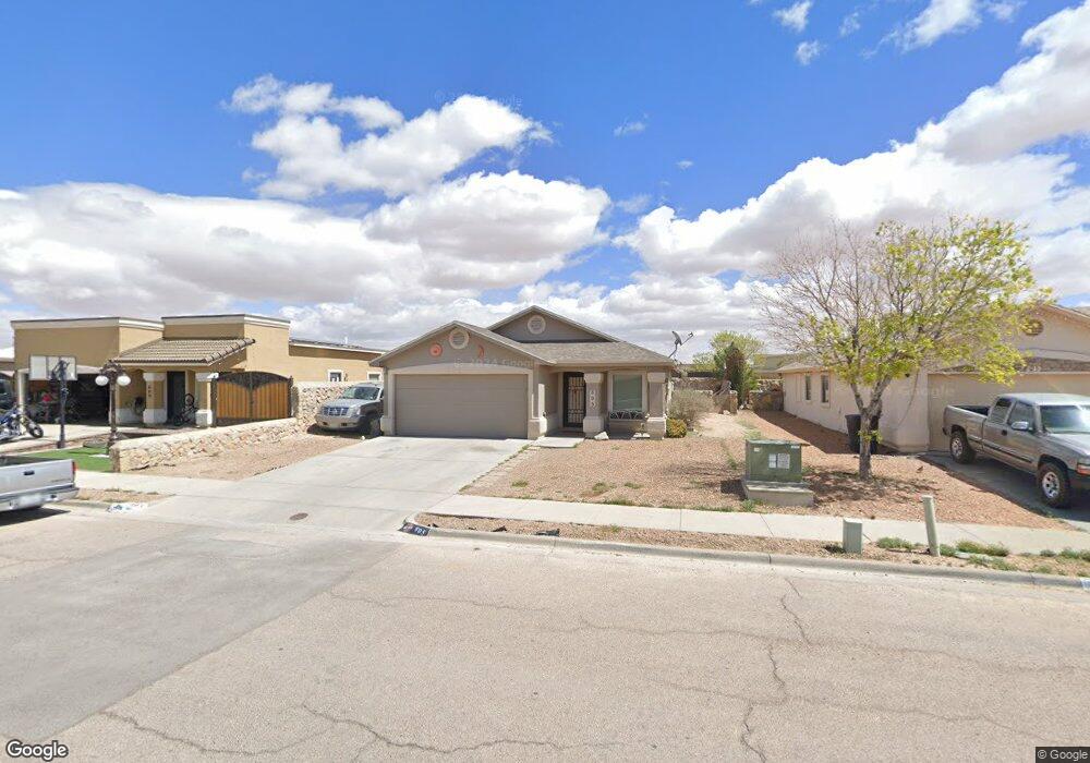 805 Desert Silver Dr, Horizon City, TX 79928 - photo 1