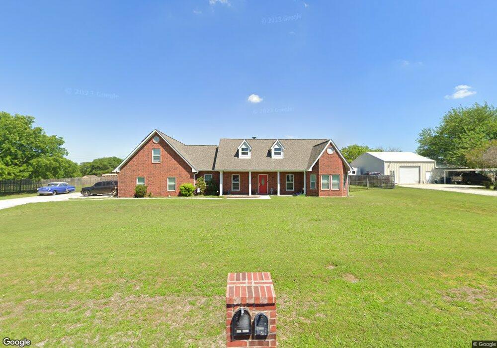 107 W Holt St, Sanger, TX 76266 - photo 1