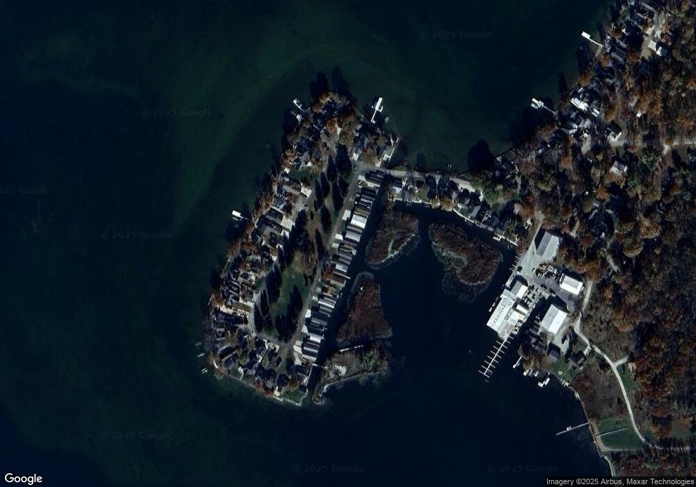 10418 N Grand Blvd, Syracuse, IN 46567 - photo 1