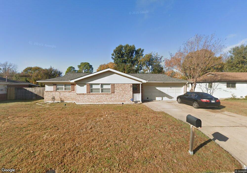 1133 Simpson Dr, Hurst, TX 76053 - photo 1