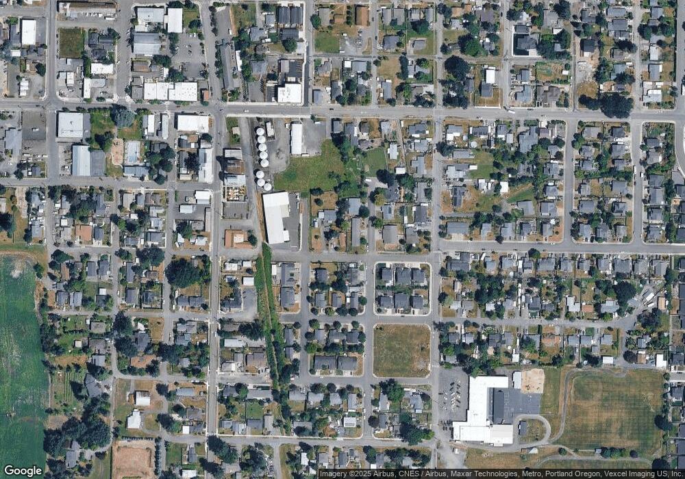 228 E Washington St, Carlton, OR 97111 - photo 1