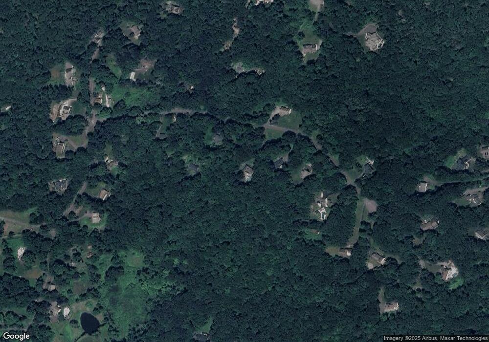 10 Pheasant Dr, New Fairfield, CT 06812 - photo 1