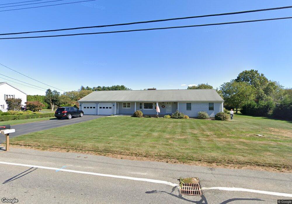 520 Turner Rd, Middletown, RI 02842 - photo 1