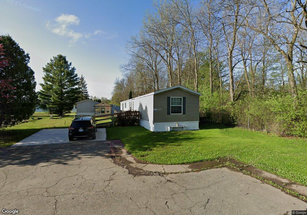 136 Oppression Ln, Flint, MI 48507 - photo 1