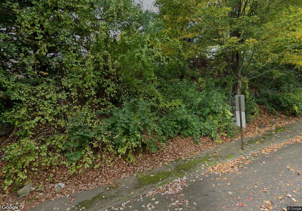 35 Deerwood Ln unit 3, Waterbury, CT 06704 - photo 1