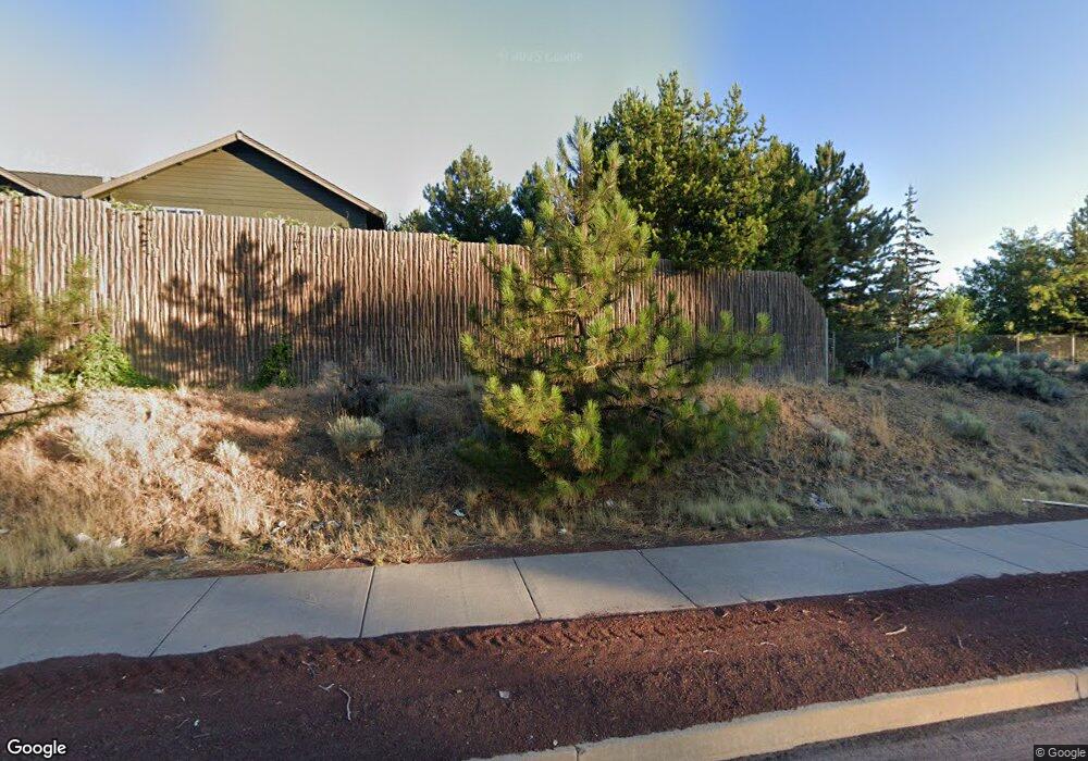 20207 Merriewood Ln, Bend, OR 97702 - photo 1