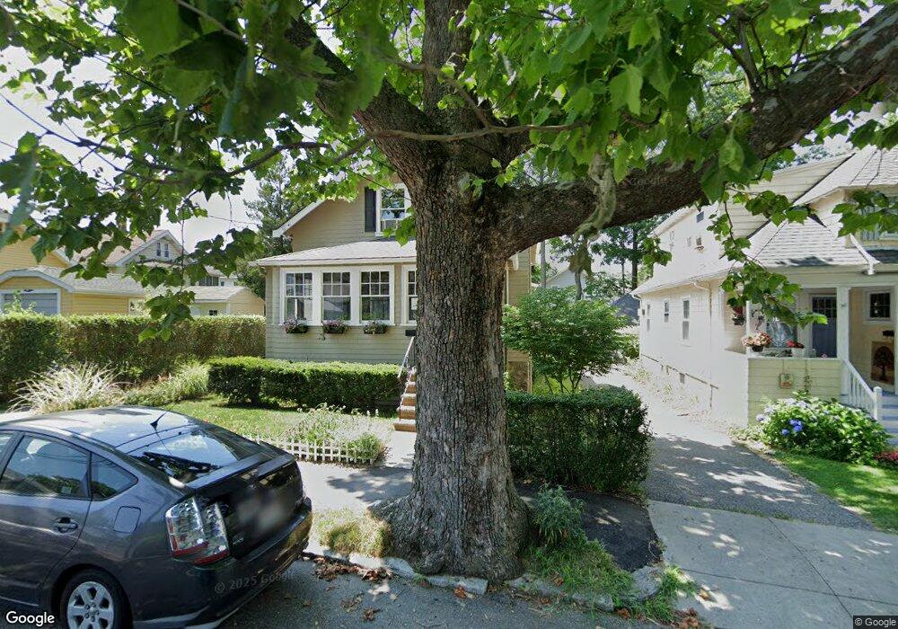 38 Newfield St, West Roxbury, MA 02132 - photo 1