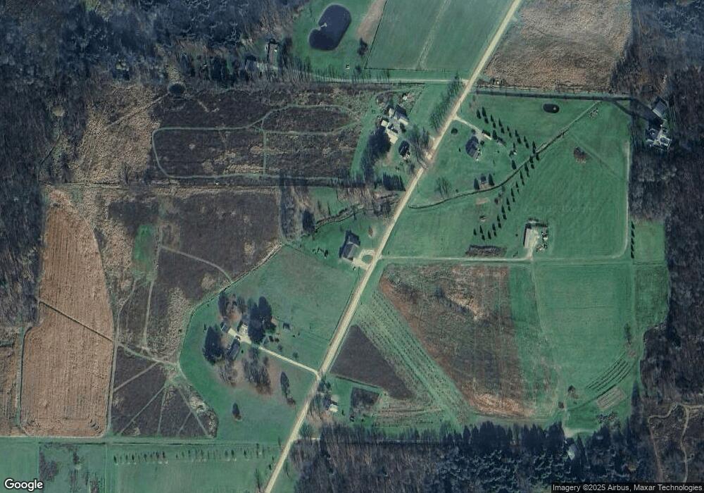 18899 N Mead Rd, Saegertown, PA 16433 - photo 1