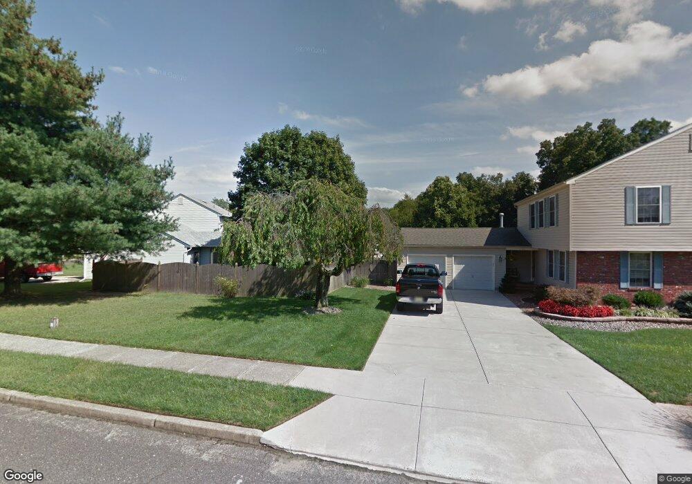 1725 Lee Ct, Blackwood, NJ 08012 - photo 1