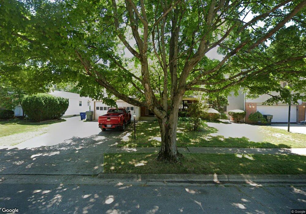 1679 Sugarmaple Dr, Columbus, OH 43229 - photo 1