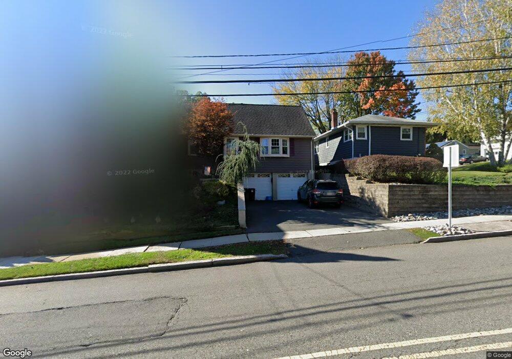 581 Centre St, Nutley, NJ 07110 - photo 1
