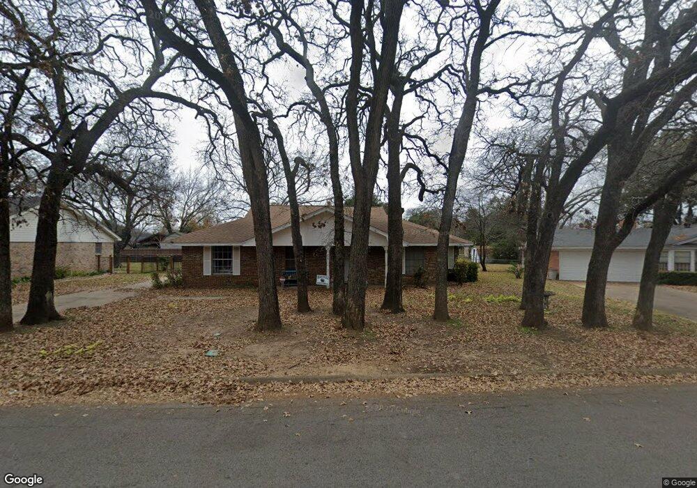 853 Oakwood Ave, Hurst, TX 76053 - photo 1