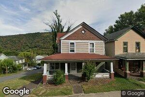 1001 Temple St, Hinton, WV 25951