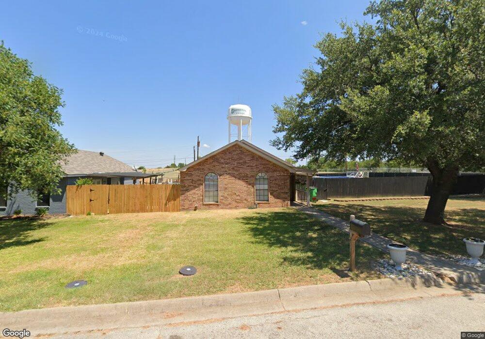2307 Jodi Ln, Gainesville, TX 76240 - photo 1