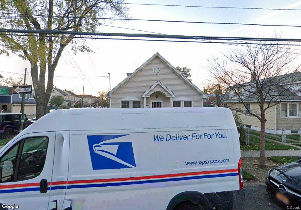 7518 166th St, Fresh Meadows, NY 11366 - photo 1