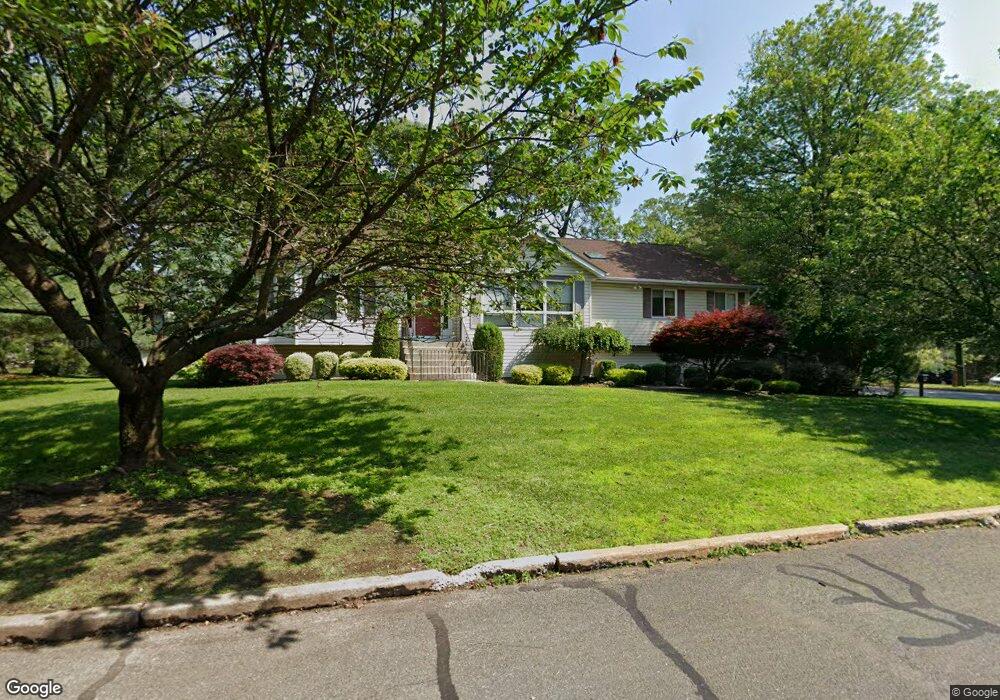 2 Lea Ct, Garnerville, NY 10923 - photo 1