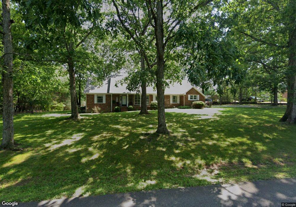 210 Druid Hills Dr, Dickson, TN 37055 - photo 1