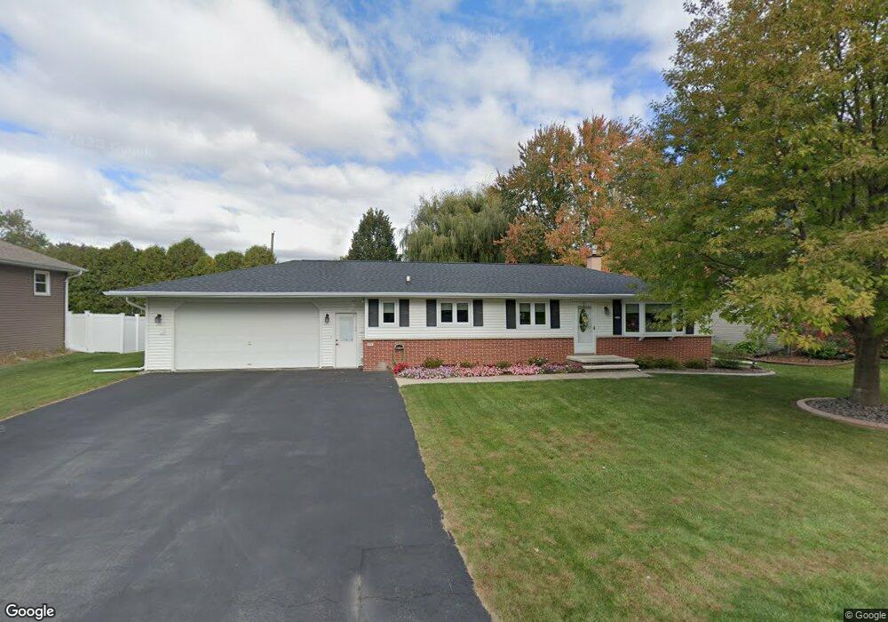 3450 W 1st Ave, Appleton, WI 54914 - photo 1