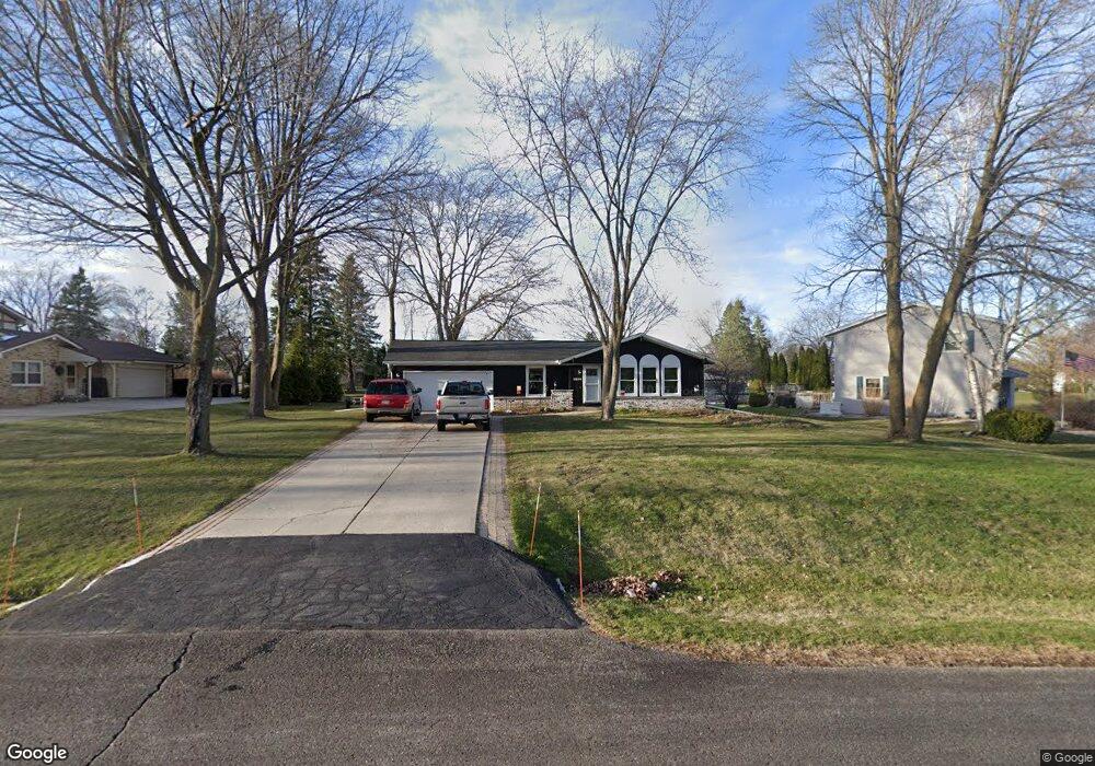 11630 W Shields Dr, Franklin, WI 53132 - photo 1