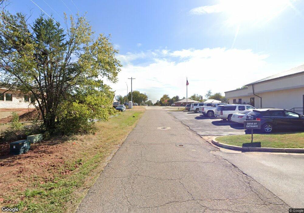 2723 N Broadway Ave, Shawnee, OK 74804 - photo 1