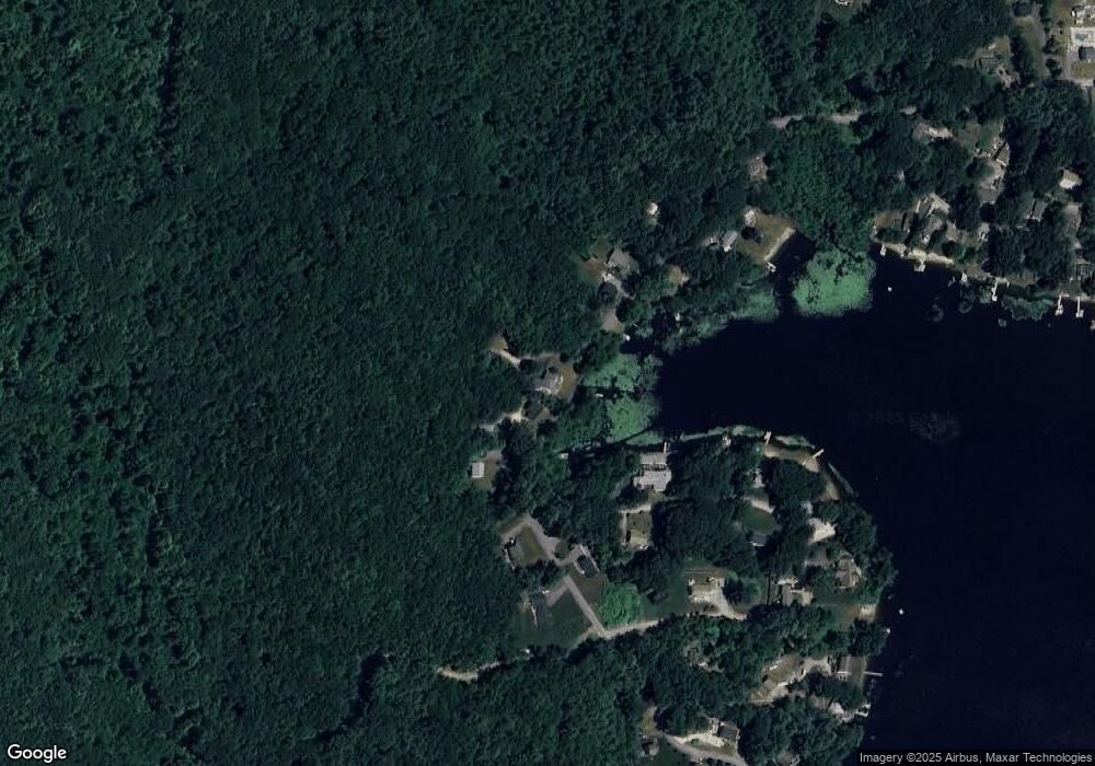 32 Holts Point Rd, Sandown, NH 03873 - photo 1