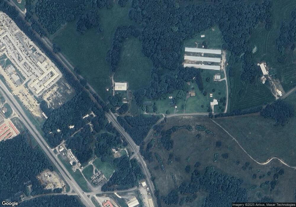 257 Mandeville Ln, Carrollton, GA 30117 - photo 1