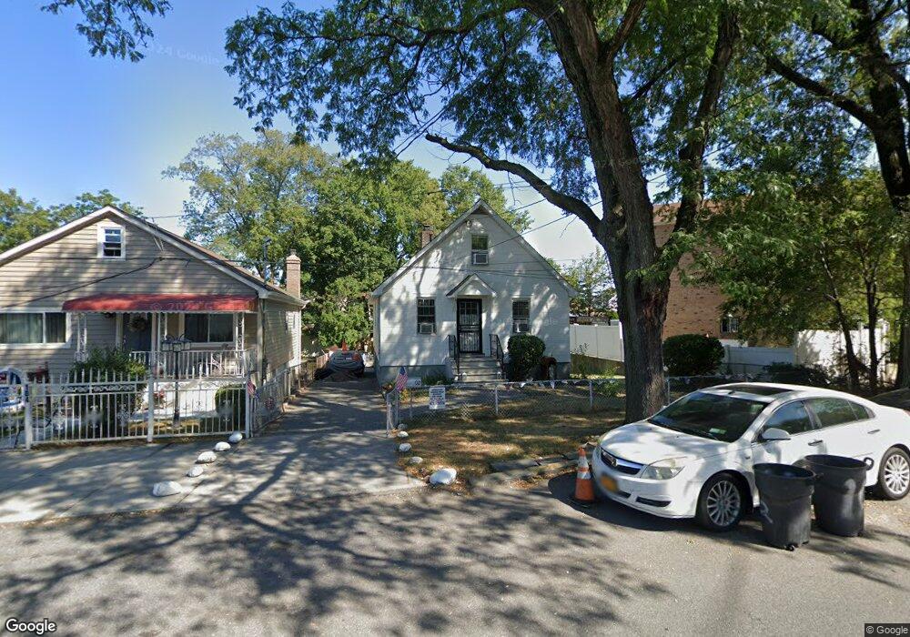 102 Stephens Ave, Bronx, NY 10473 - photo 1