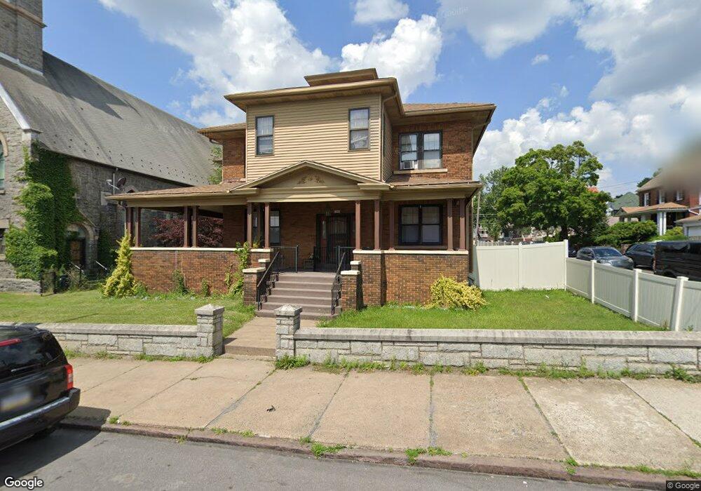 178 N Wyoming St, Hazleton, PA 18201 - photo 1