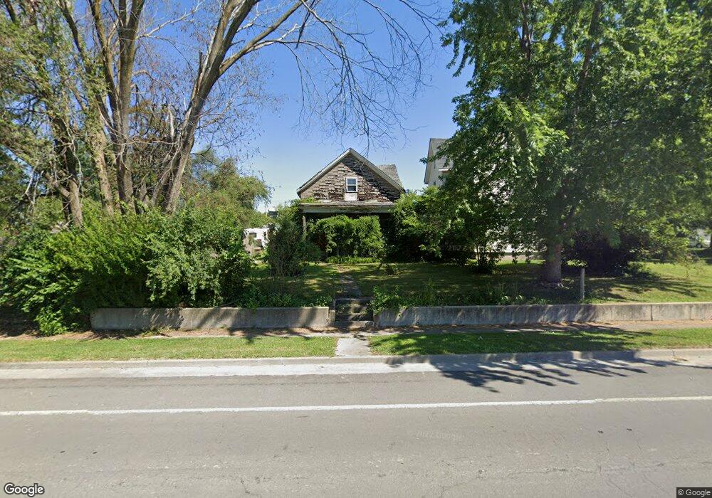 907 Concannon St, Moberly, MO 65270 - photo 1