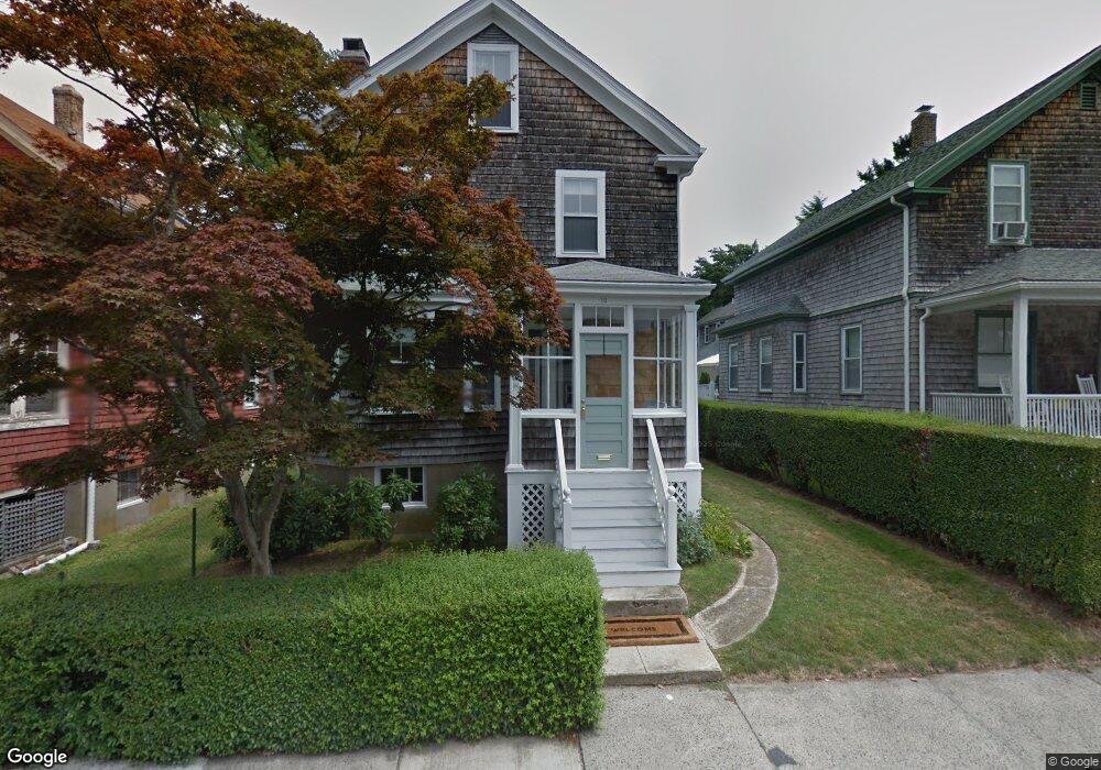 10 Vaughan Ave, Newport, RI 02840 - photo 1