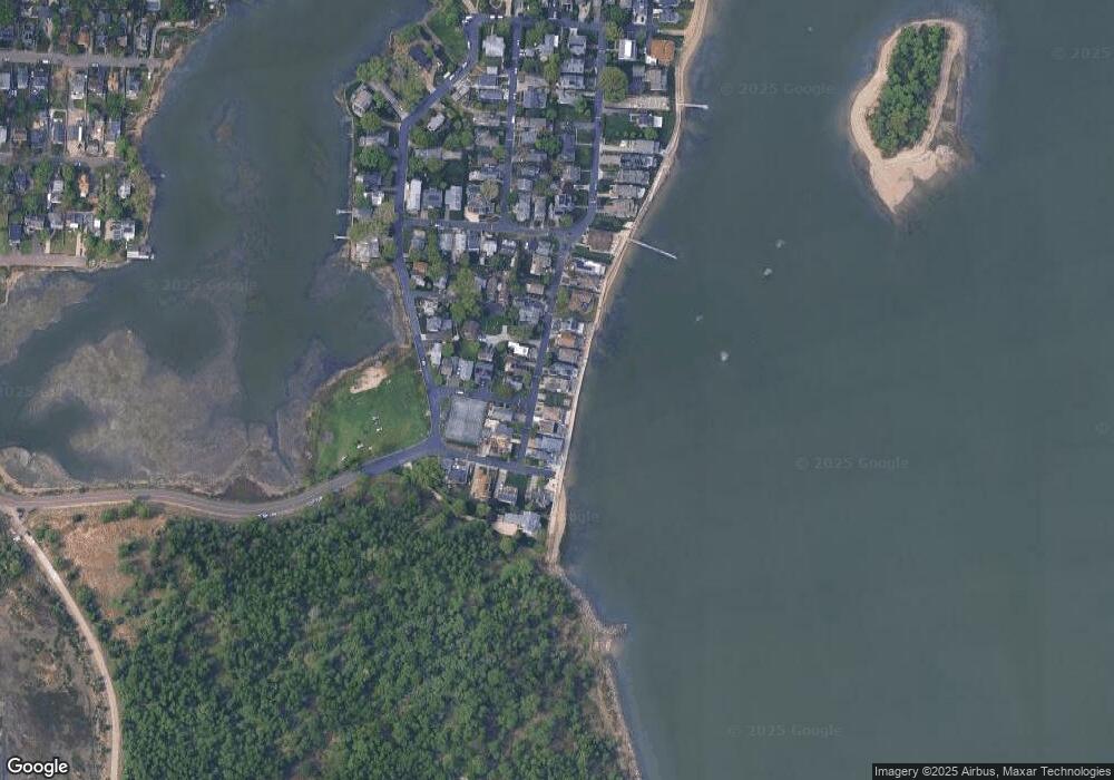 52 Harbor View Ave, Norwalk, CT 06854 - photo 1