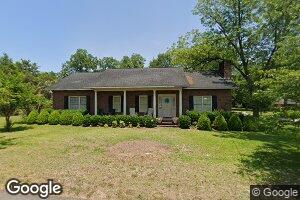 306 Wynn St, Dexter, GA 31019