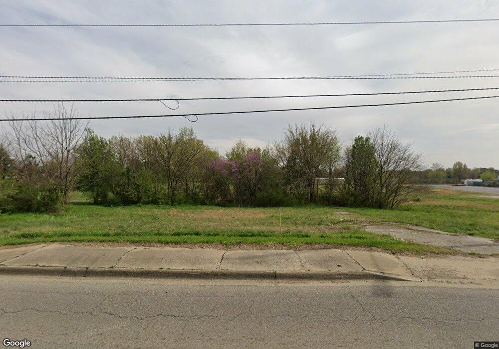 3302 W Kingshighway, Paragould, AR 72450 - photo 1