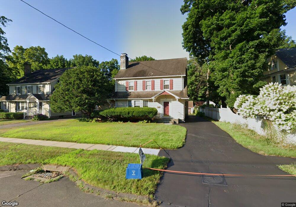 501 Stratfield Rd, Fairfield, CT 06825 - photo 1