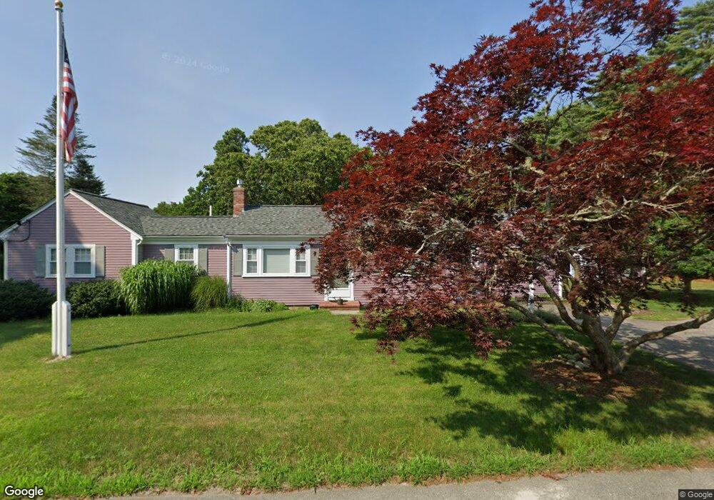 17 Brooks Rd, Buzzards Bay, MA 02532 - photo 1